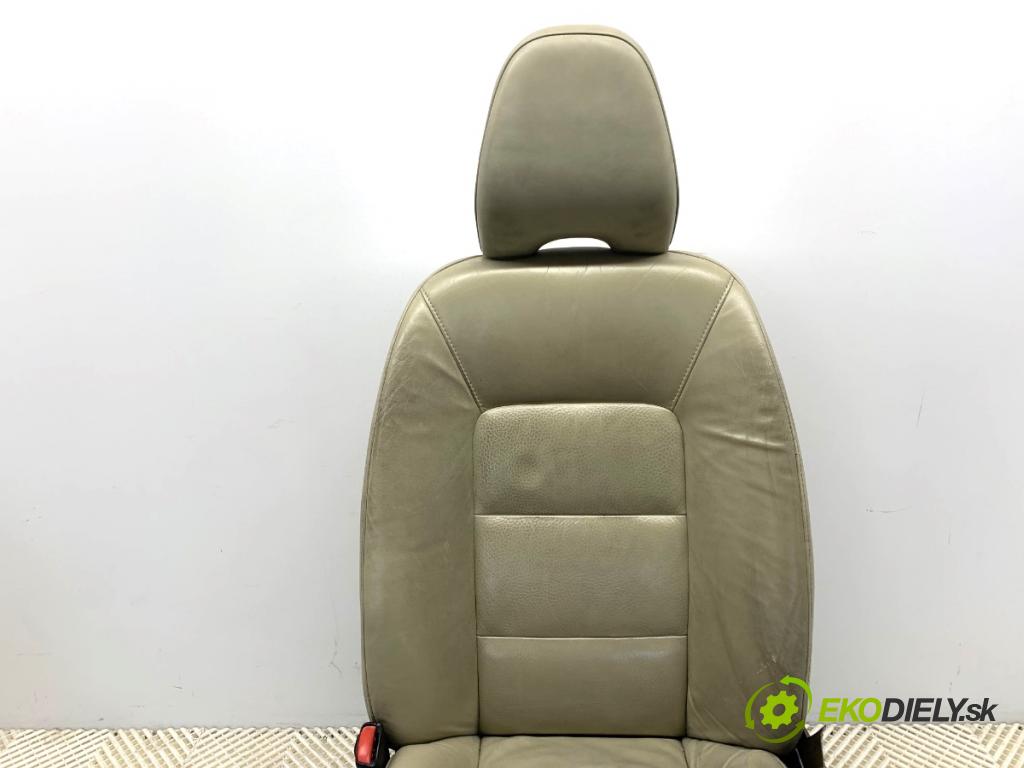 VOLVO S80 II sedan 2012 120 kW D3 / D4 1984 sedadlo levý přední část