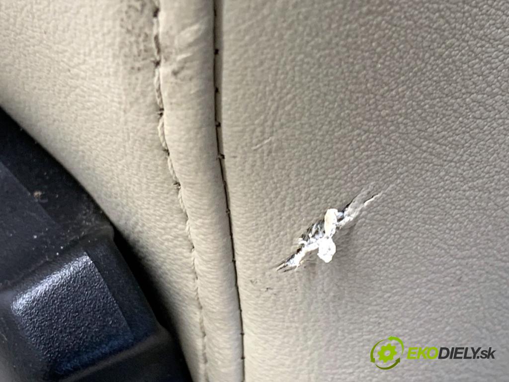 VOLVO S80 II sedan 2012 120 kW D3 / D4 1984 sedadlo levý přední část