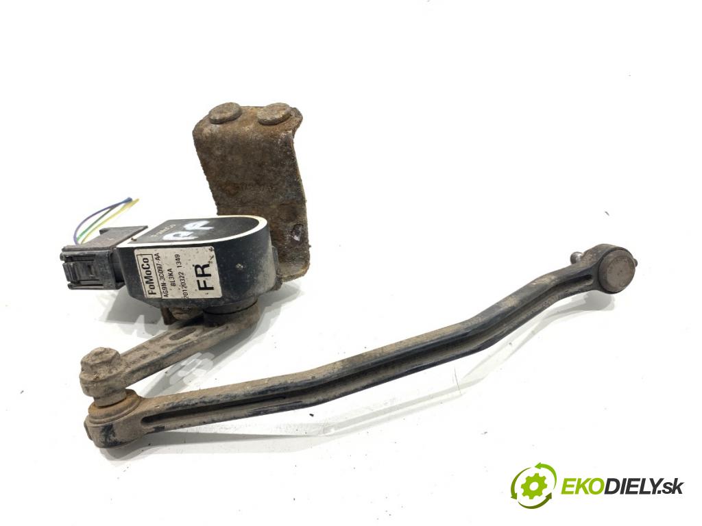 VOLVO S80 II sedan 2012 120 kW D3 / D4 1984 snímač ÚROVEŇ: XENON pravý přední část AG9N-3C097-AA