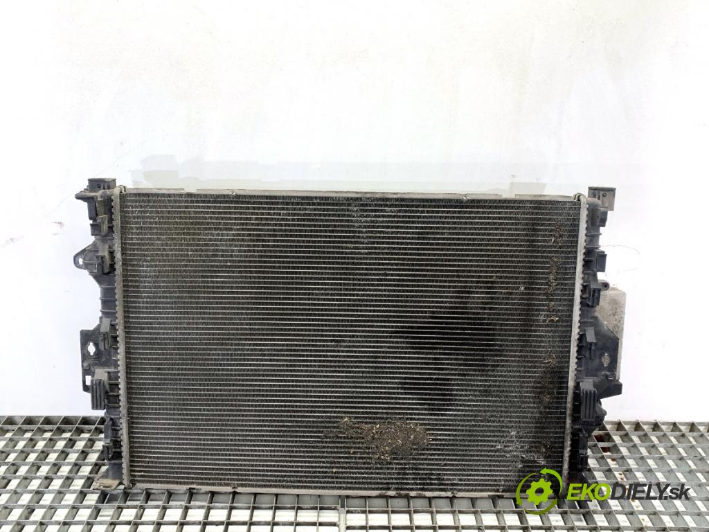 VOLVO S80 II sedan 2012 120 kW D3 / D4 1984 chladič vody 31368361 (Vodní chladič)