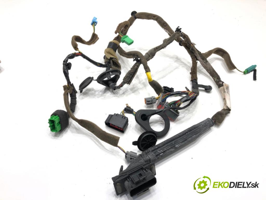 VOLVO S80 II sedan 2012 120 kW D3 / D4 1984 káblovačka dveře přední část pravý 31318665