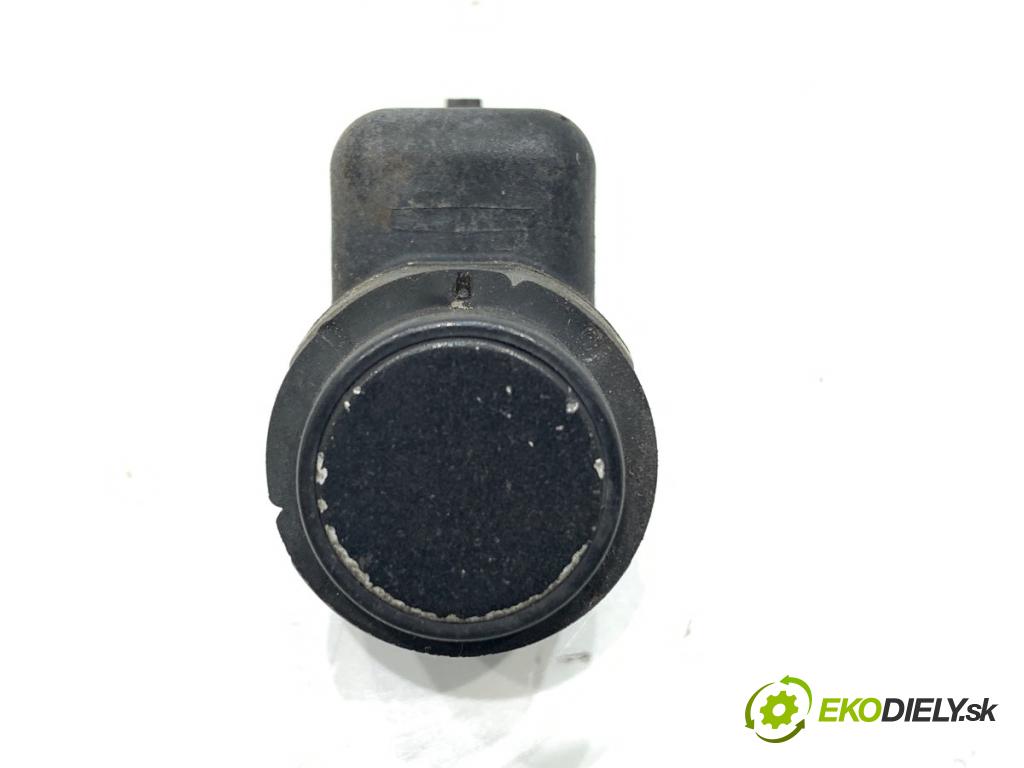 VOLVO S80 II sedan 2012 120 kW D3 / D4 1984 snímač PDC 31341345