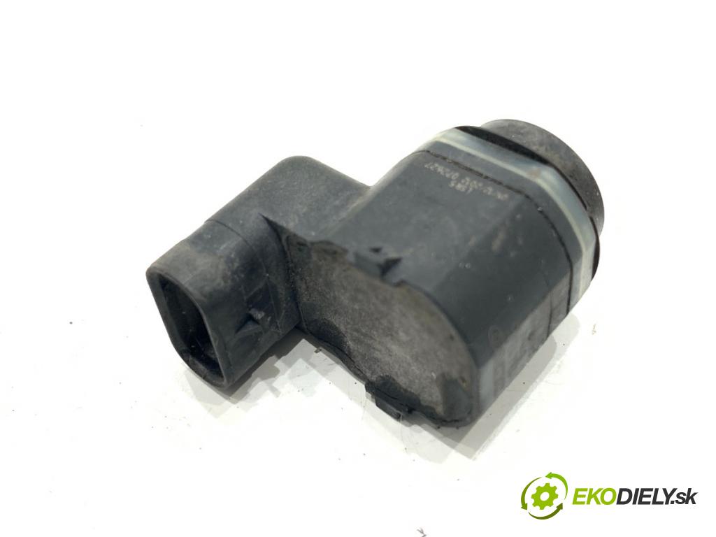 VOLVO S80 II sedan 2012 120 kW D3 / D4 1984 snímač PDC 31341345