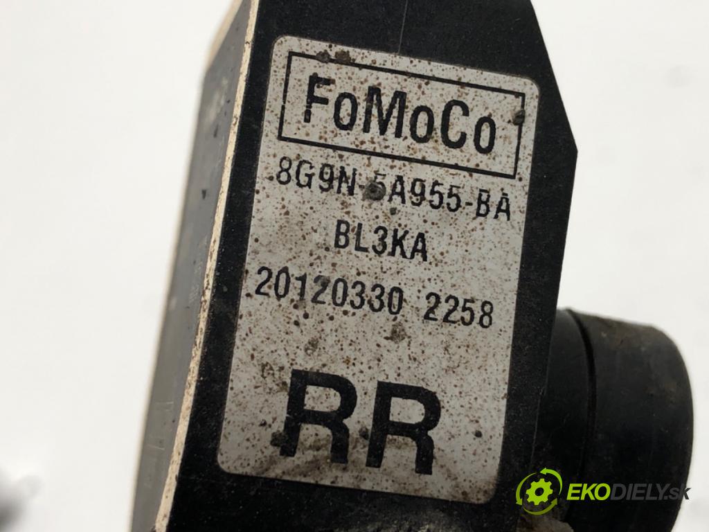 VOLVO S80 II sedan 2012 120 kW D3 / D4 1984 snímač ÚROVEŇ: XENON zadní část pravý 8G9N-3C492-AA