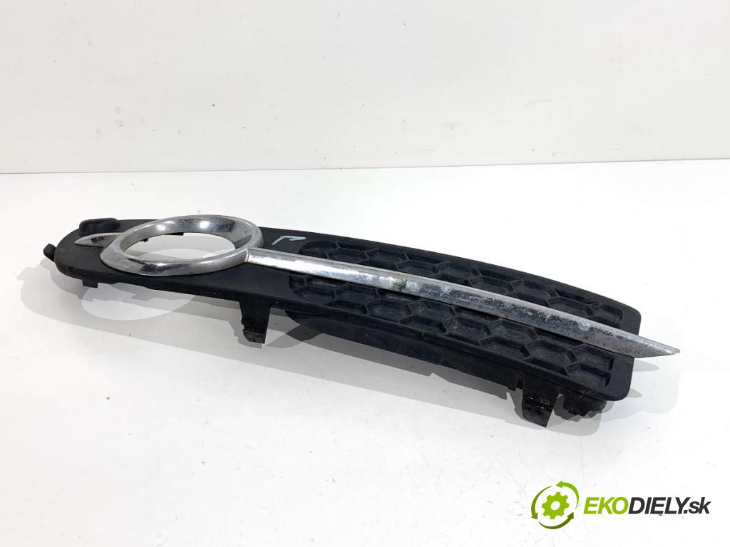 VOLVO S80 II sedan 2012 120 kW D3 / D4 1984 mří halogenu mlhovky pravý přední část 30655930