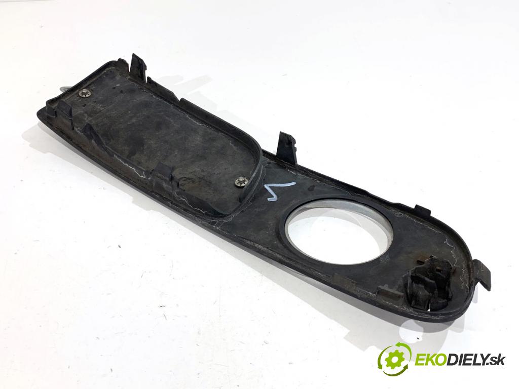 VOLVO S80 II sedan 2012 120 kW D3 / D4 1984 mří halogenu mlhovky levý přední část 30655929