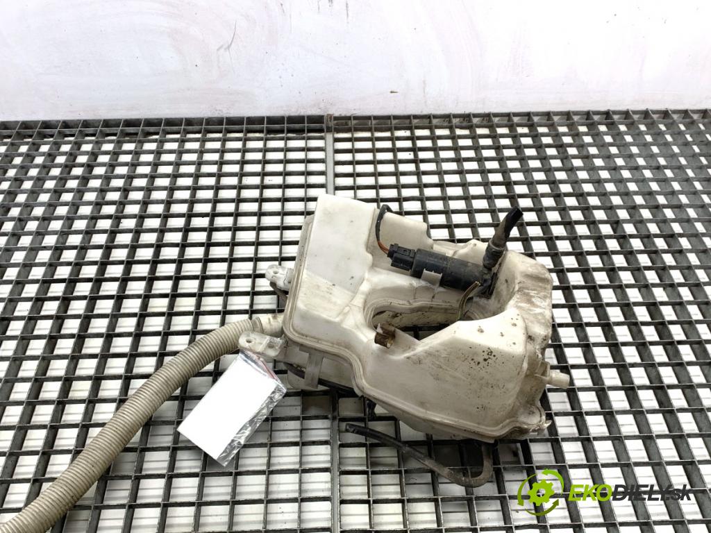 MINI COUNTRYMAN R60 Kombi 2016 140 kW Cooper S ALL4 1598 Nádržka ostrekovačov 9803733