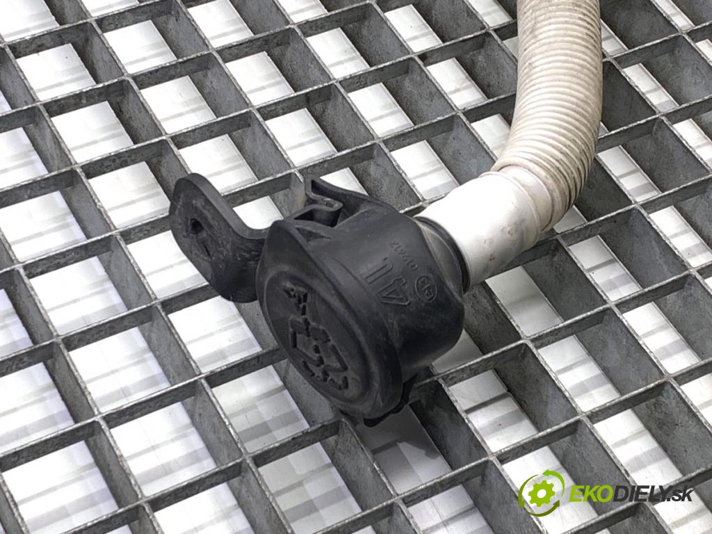 MINI COUNTRYMAN R60 Kombi 2016 140 kW Cooper S ALL4 1598 Nádržka ostrekovačov 9803733