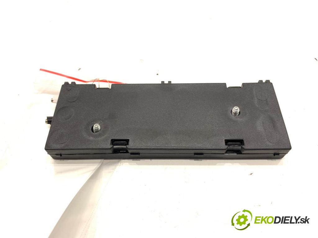 MINI COUNTRYMAN R60 Kombi 2016 140 kW Cooper S ALL4 1598 zesilovač Antenní: 9803853 (Zesilovač)