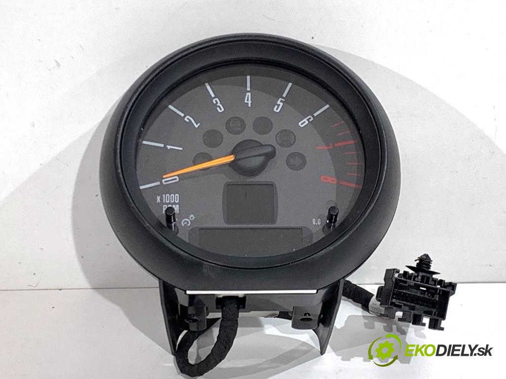 MINI COUNTRYMAN R60 Kombi 2016 140 kW Cooper S ALL4 1598 prístrojovka otáčkoměr 9325810