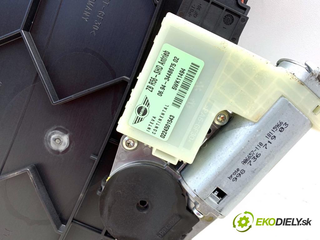 MINI COUNTRYMAN R60 Kombi 2016 140 kW Cooper S ALL4 1598 střešní okno 3448675 (Sklo karoserie)