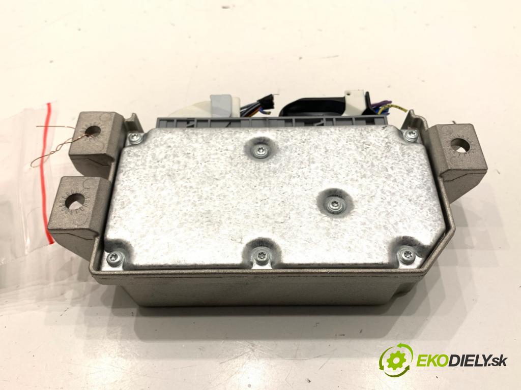 MINI COUNTRYMAN R60 Kombi 2016 140 kW Cooper S ALL4 1598 senzor airbag 9812297 (Snímač)