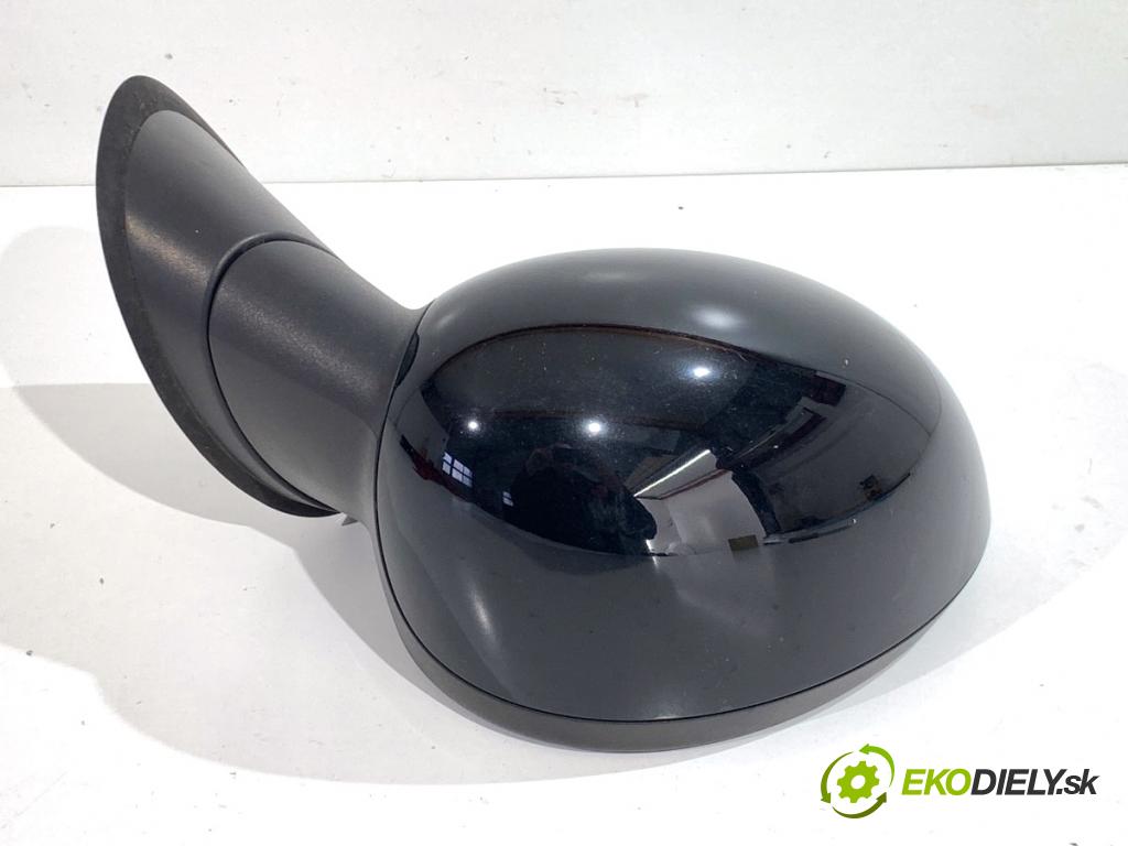 MINI COUNTRYMAN R60 Kombi 2016 140 kW Cooper S ALL4 1598 zpětné zrcátko pravý