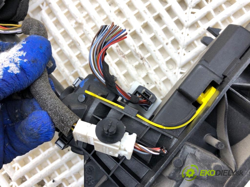 MINI COUNTRYMAN R60 Kombi 2016 140 kW Cooper S ALL4 1598 Kulisa 7644233 (Rýchlostná páka (kulisa))