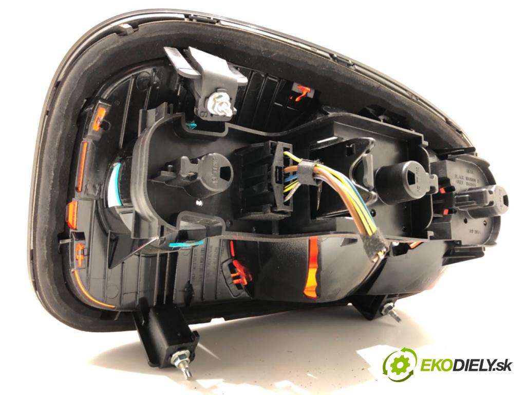 MINI COUNTRYMAN R60 Kombi 2016 140 kW Cooper S ALL4 1598 světlo pravý zadní část 9811760