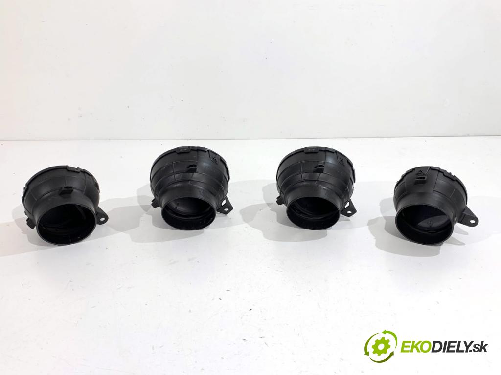 MINI COUNTRYMAN R60 Kombi 2016 140 kW Cooper S ALL4 1598 mří topení přední část 9813167 9813050