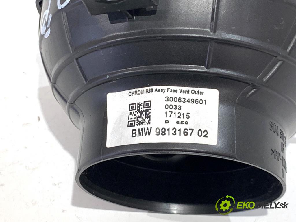 MINI COUNTRYMAN R60 Kombi 2016 140 kW Cooper S ALL4 1598 mří topení přední část 9813167 9813050