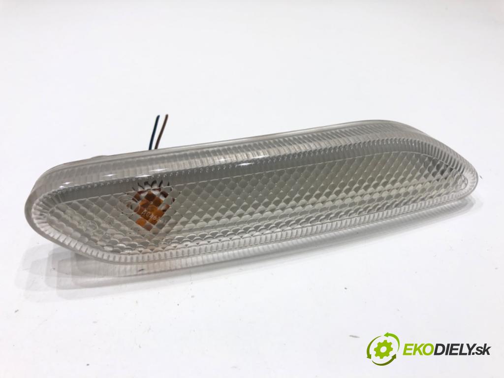 MINI COUNTRYMAN R60 Kombi 2016 140 kW Cooper S ALL4 1598 směrovka levý přední část 9802567 (Klika dveří ostatní)