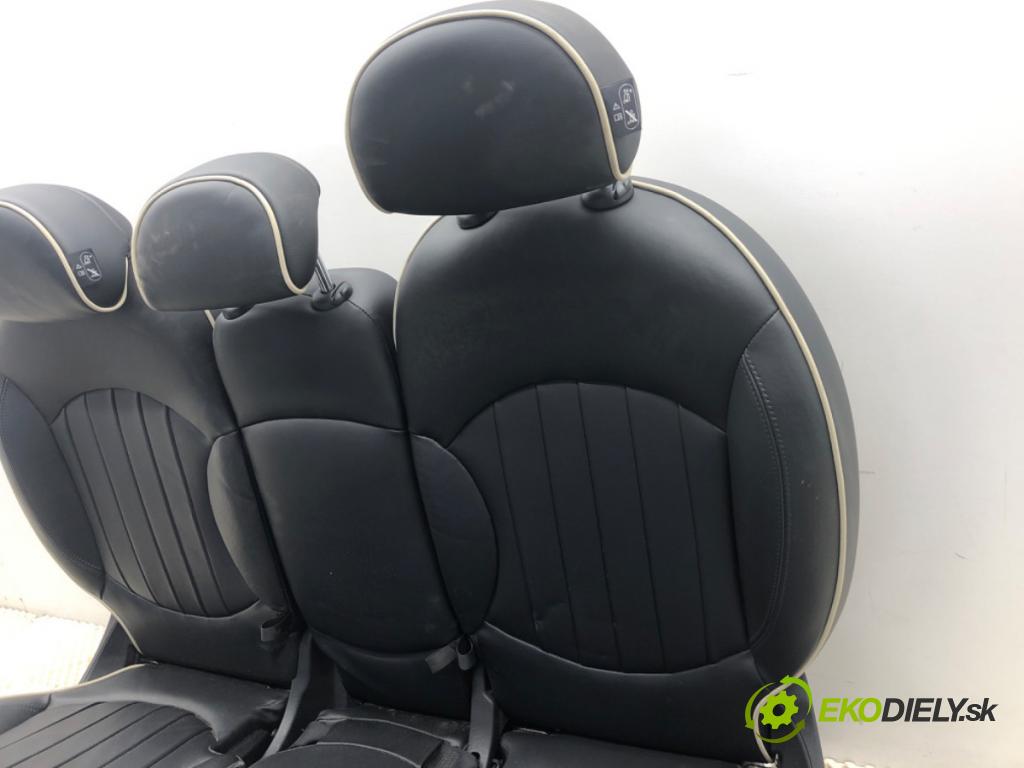 MINI COUNTRYMAN R60 Kombi 2016 140 kW Cooper S ALL4 1598 sedadlo druhý VLÁDA: