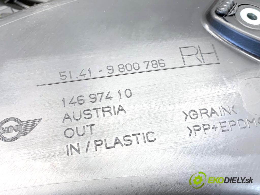 MINI COUNTRYMAN R60 Kombi 2016 140 kW Cooper S ALL4 1598 čalúnenie Dvere pravy zad 9800786