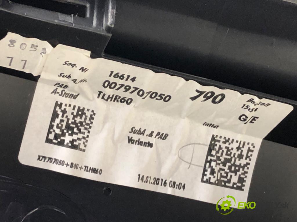 MINI COUNTRYMAN R60 Kombi 2016 140 kW Cooper S ALL4 1598 čalúnenie Dvere ľavy zad 9800785