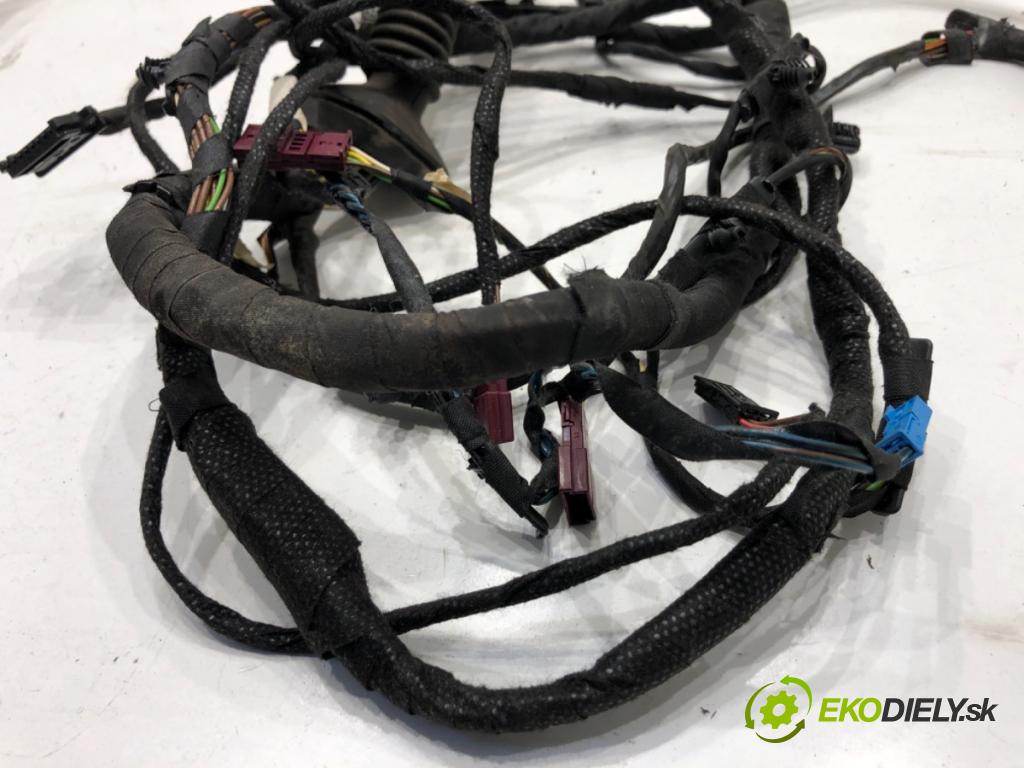 MINI COUNTRYMAN R60 Kombi 2016 140 kW Cooper S ALL4 1598 káblovačka dveře přední část pravý 9811218