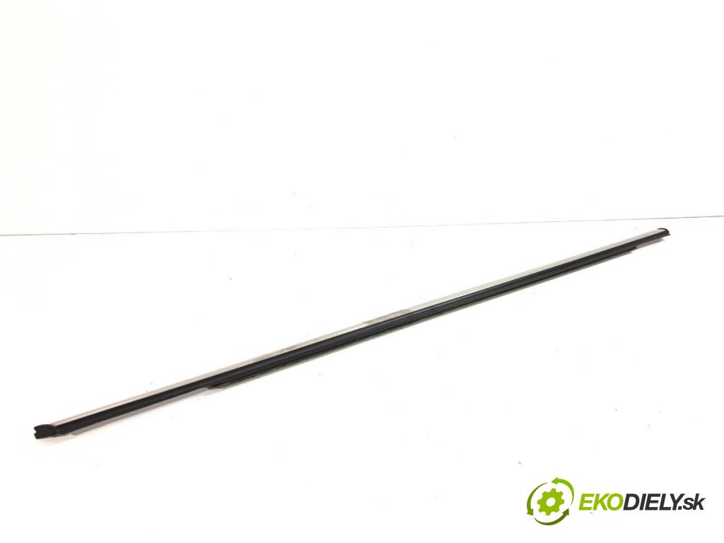 MINI COUNTRYMAN R60 Kombi 2016 140 kW Cooper S ALL4 1598 lišta Sbírání: přední část pravý