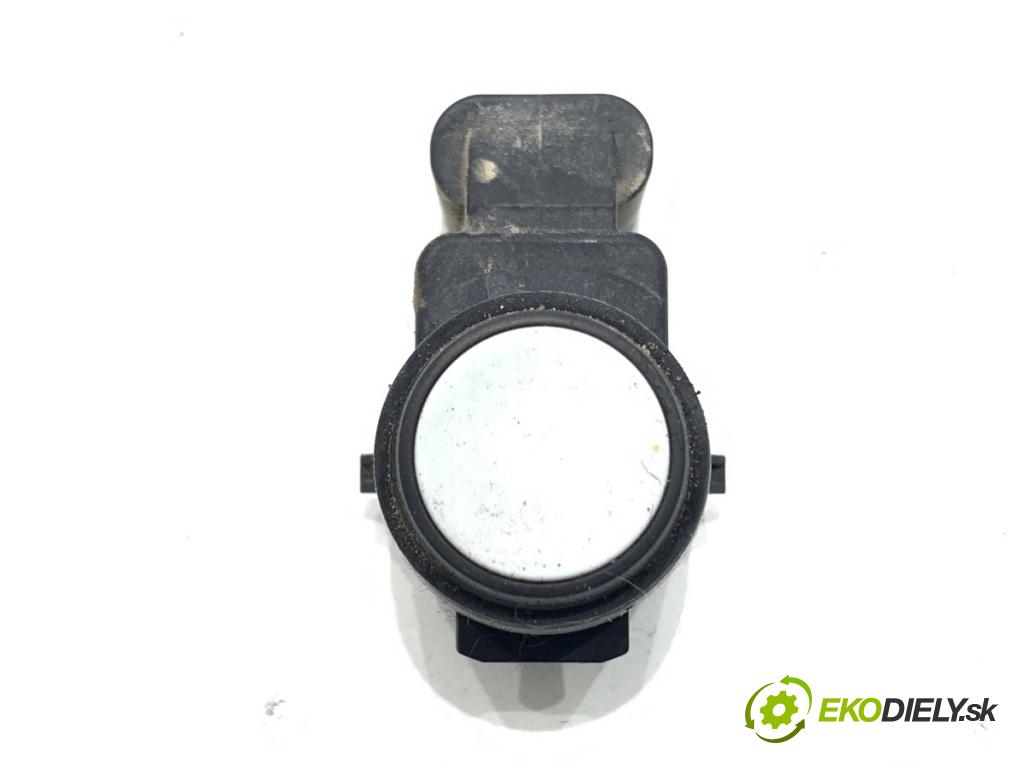 MINI COUNTRYMAN R60 Kombi 2016 140 kW Cooper S ALL4 1598 snímač PDC 9805524