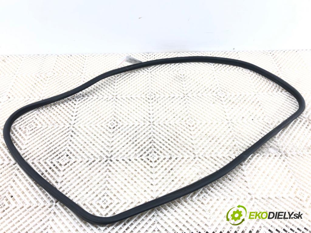 MINI COUNTRYMAN R60 Kombi 2016 140 kW Cooper S ALL4 1598 těsnění dveře zadní část levá strana 9808549 (Karoserie ostatní)