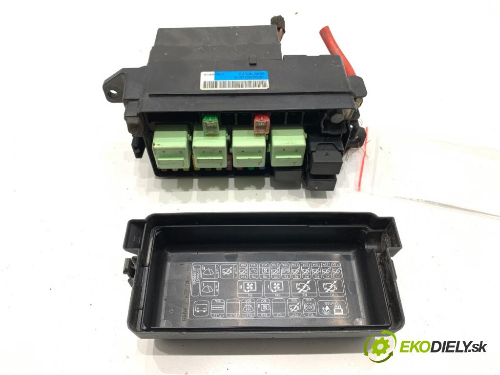 MINI COUNTRYMAN R60 Kombi 2016 140 kW Cooper S ALL4 1598 Skrinka poistková 9240943 (Poistková skrinka)