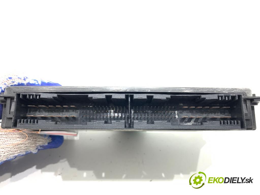 MINI COUNTRYMAN R60 Kombi 2016 140 kW Cooper S ALL4 1598 Modul svetiel 9813878 (Riadiaca jednotka ostatné)