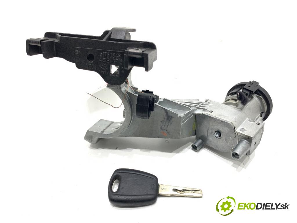 FIAT FIORINO III Nadwozie pełne/minivan 2008 70 kW 1.3 D Multijet (225BXE1A) 1248 spinačka 01098401 (Spínacia skrinka)