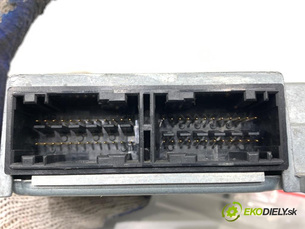 FIAT FIORINO III Nadwozie pełne/minivan 2008 70 kW 1.3 D Multijet (225BXE1A) 1248 senzor airbag 1353557080 (Snímač)