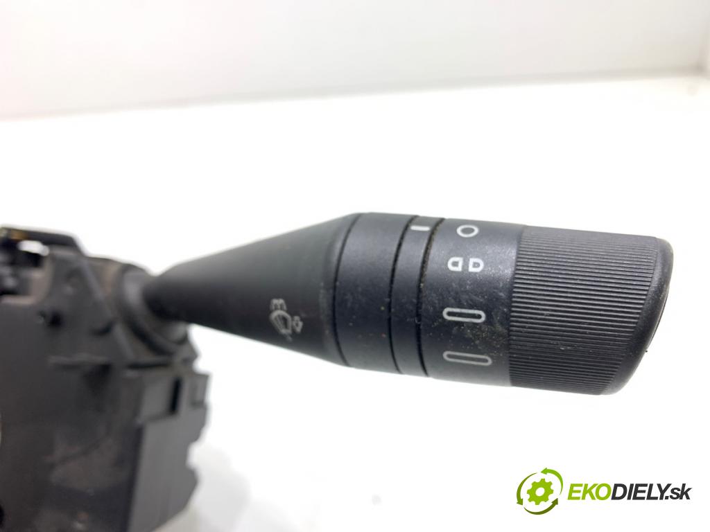 FIAT FIORINO III Nadwozie pełne/minivan 2008 70 kW 1.3 D Multijet (225BXE1A) 1248 Prepínač kombinovaný 07354604210 (Prepínacie páčky pod volantom)