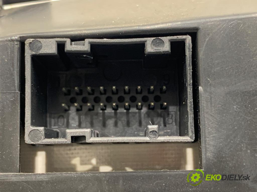 FIAT FIORINO III Nadwozie pełne/minivan 2008 70 kW 1.3 D Multijet (225BXE1A) 1248 Prístrojovka 1352763080 (Prístrojová doska)