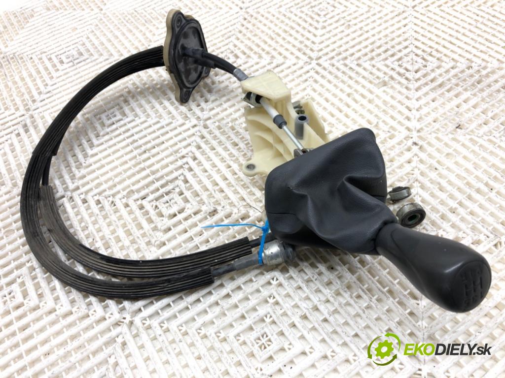 FIAT FIORINO III Nadwozie pełne/minivan 2008 70 kW 1.3 D Multijet (225BXE1A) 1248 Kulisa 55261496 (Rýchlostná páka (kulisa))