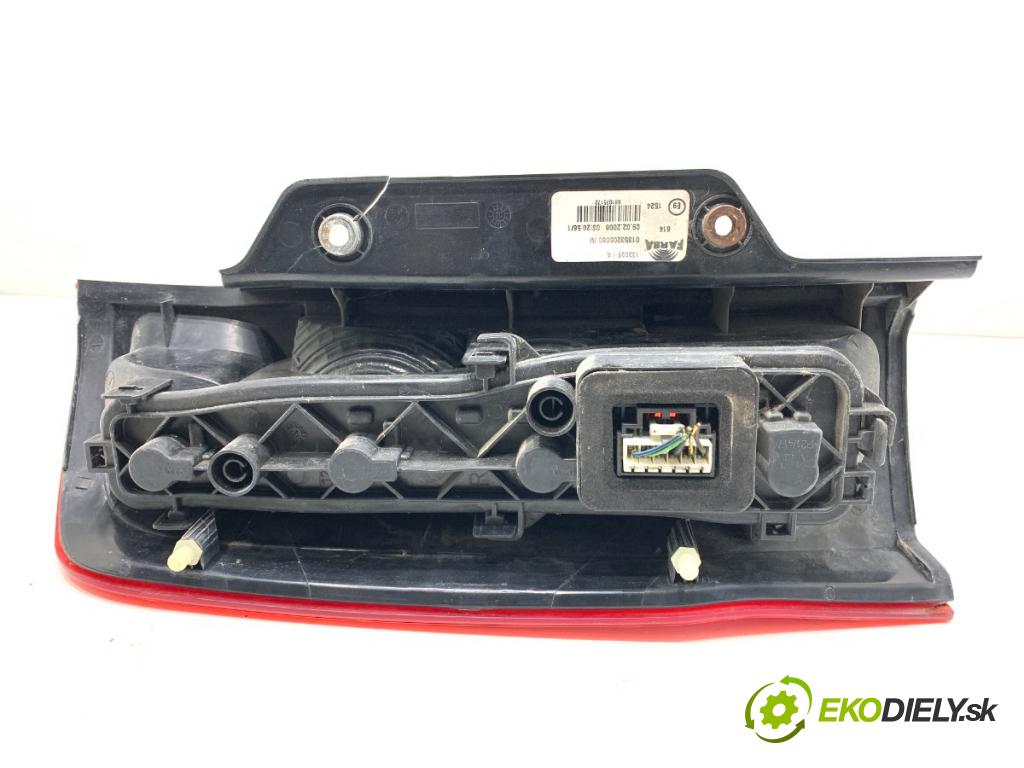 FIAT FIORINO III Nadwozie pełne/minivan 2008 70 kW 1.3 D Multijet (225BXE1A) 1248 světlo pravý zadní část 01353205080