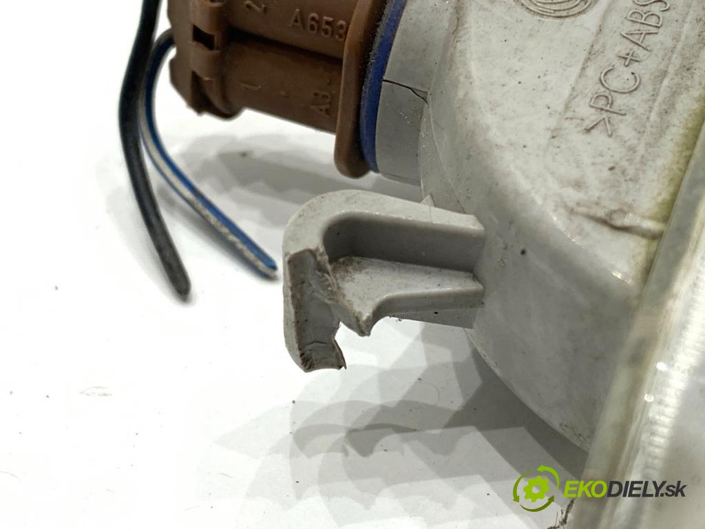 FIAT FIORINO III Nadwozie pełne/minivan 2008 70 kW 1.3 D Multijet (225BXE1A) 1248 Smerovka ľavy predný 51717793 (Kľučka dverí ostatné)