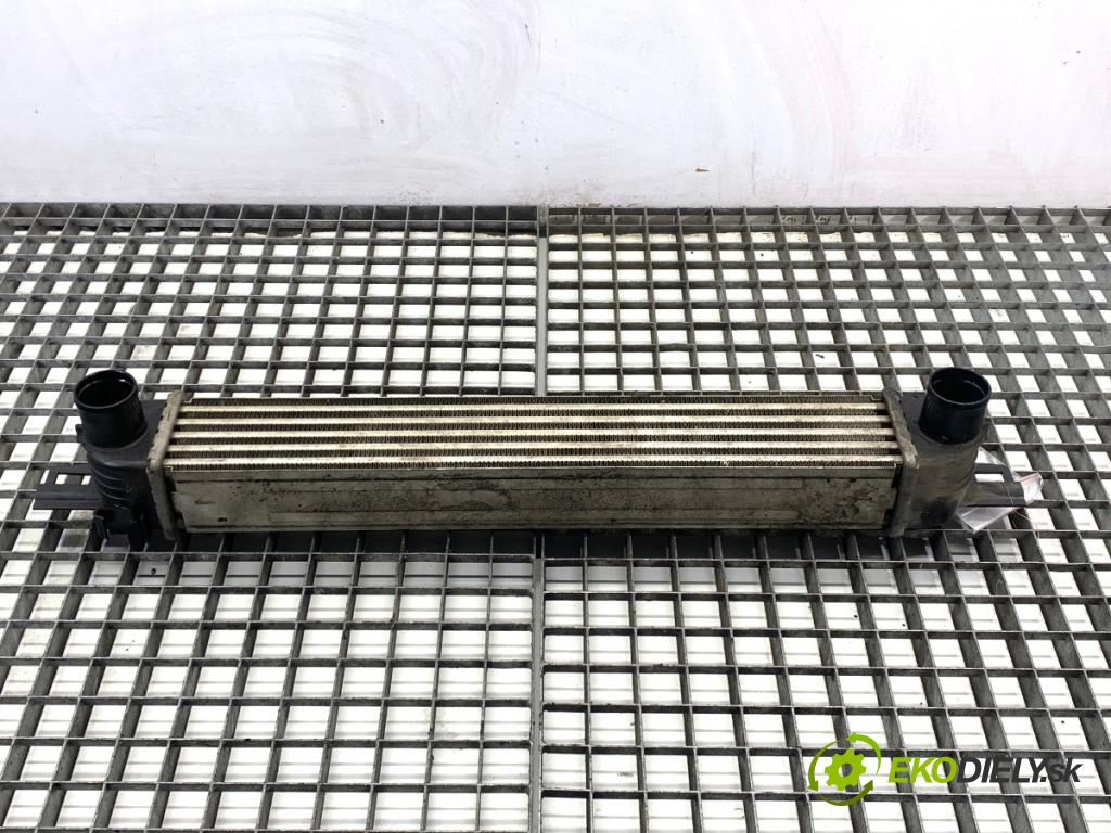 FIAT FIORINO III Nadwozie pełne/minivan 2008 70 kW 1.3 D Multijet (225BXE1A) 1248 intercooler  (Intercooler (chladič stlačeného vzduchu))