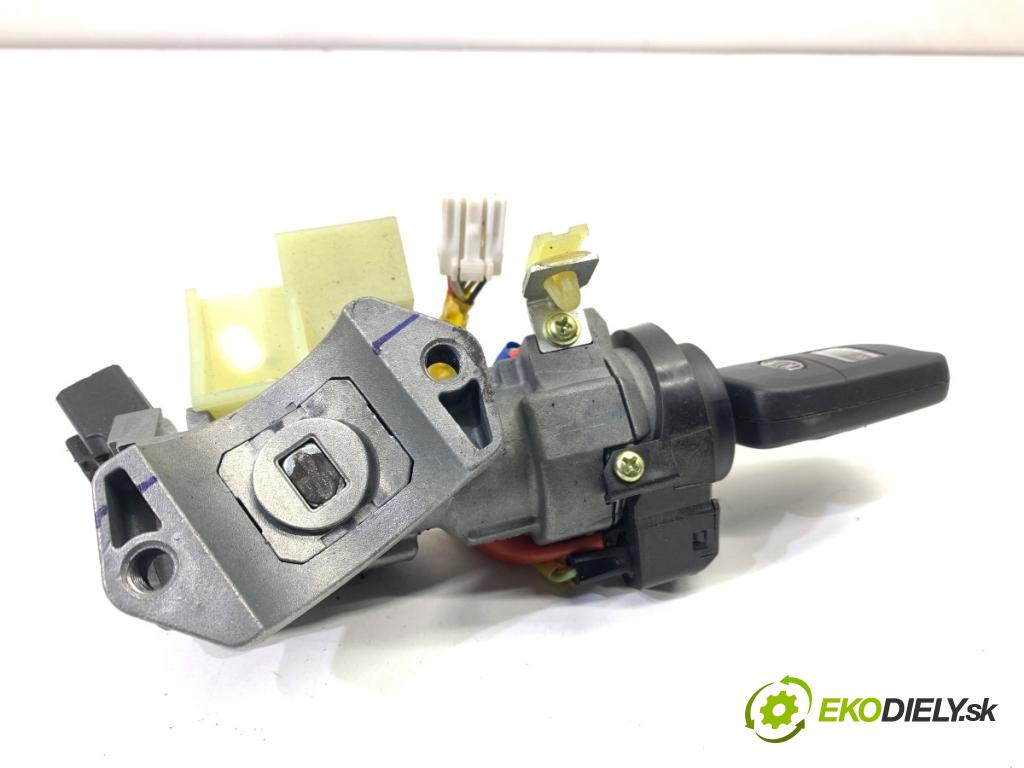 KIA CEED Kombi 2012 94 kW 1.6 CRDi 128 1582 spinačka  (Spínacia skrinka)