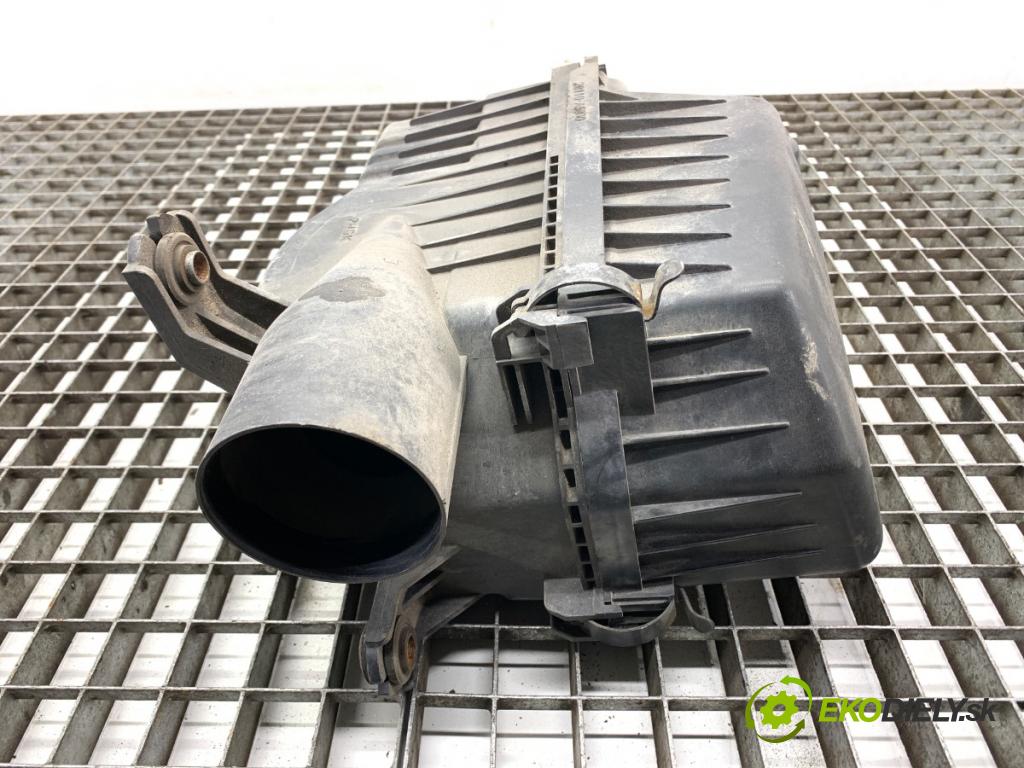 KIA CEED Kombi 2012 94 kW 1.6 CRDi 128 1582 Obal filtra vzduchu 28110-A5800 (Obal vzduchového filtra)