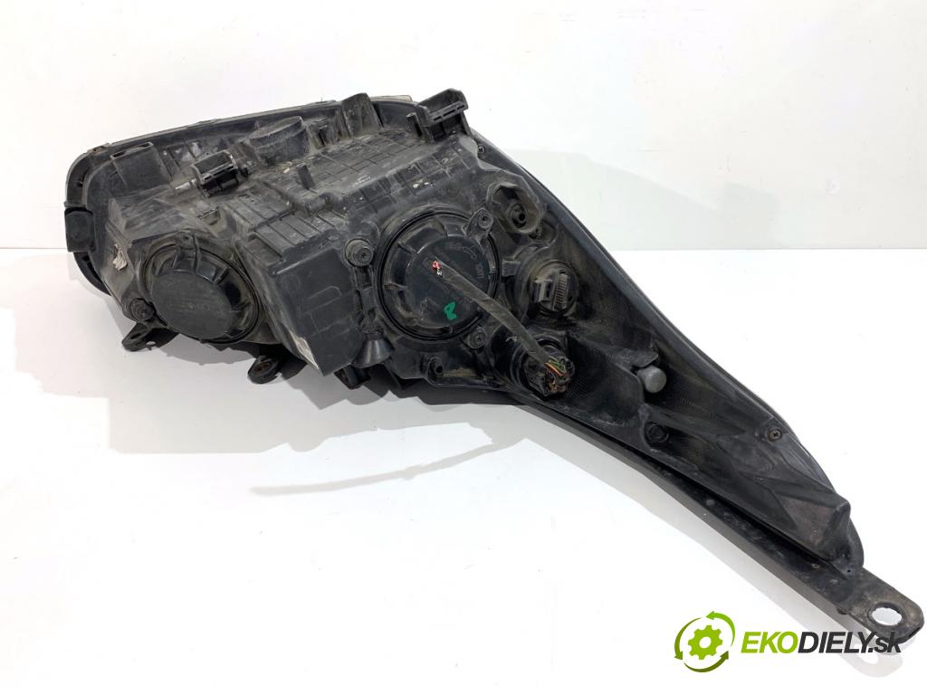 KIA CEED Kombi 2012 94 kW 1.6 CRDi 128 1582 světlomet levý přední část 92101-A2010