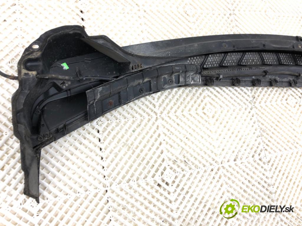 KIA CEED Kombi 2012 94 kW 1.6 CRDi 128 1582 Torpédo, plast pod čelné okno 86151-A2000 (Torpédo (plast pod čelným sklom))