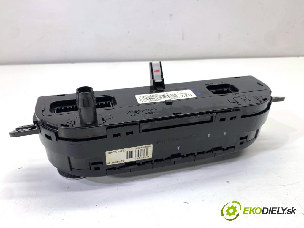 KIA CEED Kombi 2012 94 kW 1.6 CRDi 128 1582 Panel ovládania kúrenia 97250-A2200 (Prepínacie páčky pod volantom)