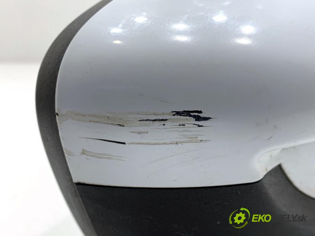 KIA CEED Kombi 2012 94 kW 1.6 CRDi 128 1582 zpětné zrcátko pravý