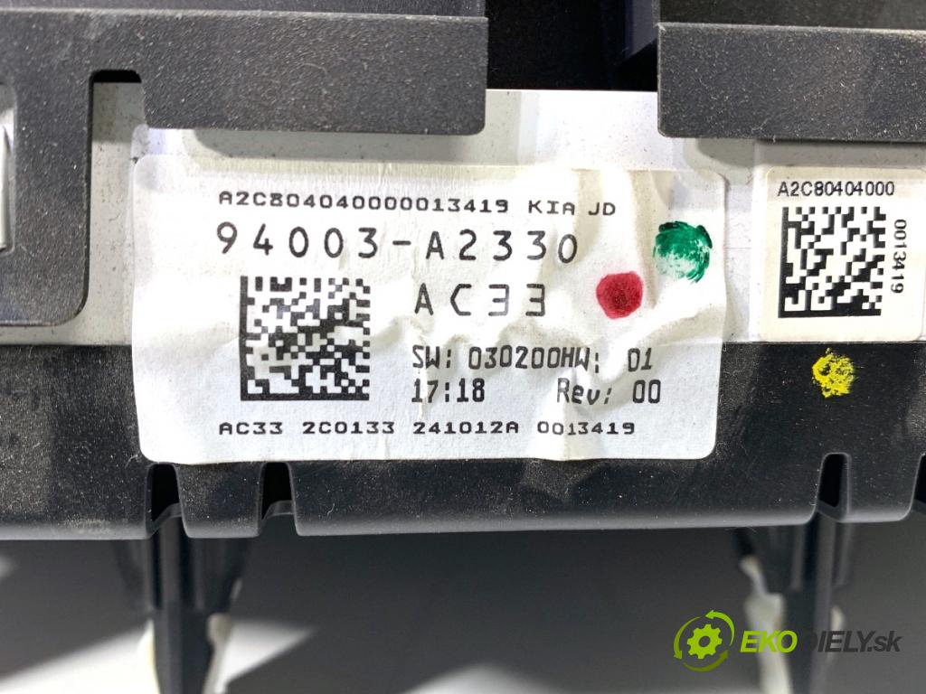 KIA CEED Kombi 2012 94 kW 1.6 CRDi 128 1582 prístrojovka 94003-A2330 (Přístrojová deska)