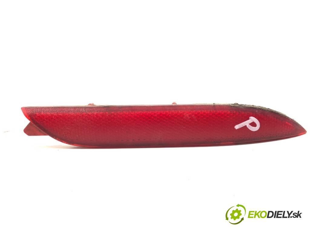 KIA CEED Kombi 2012 94 kW 1.6 CRDi 128 1582 reflexne nárazníka pravy zad 92406-A23