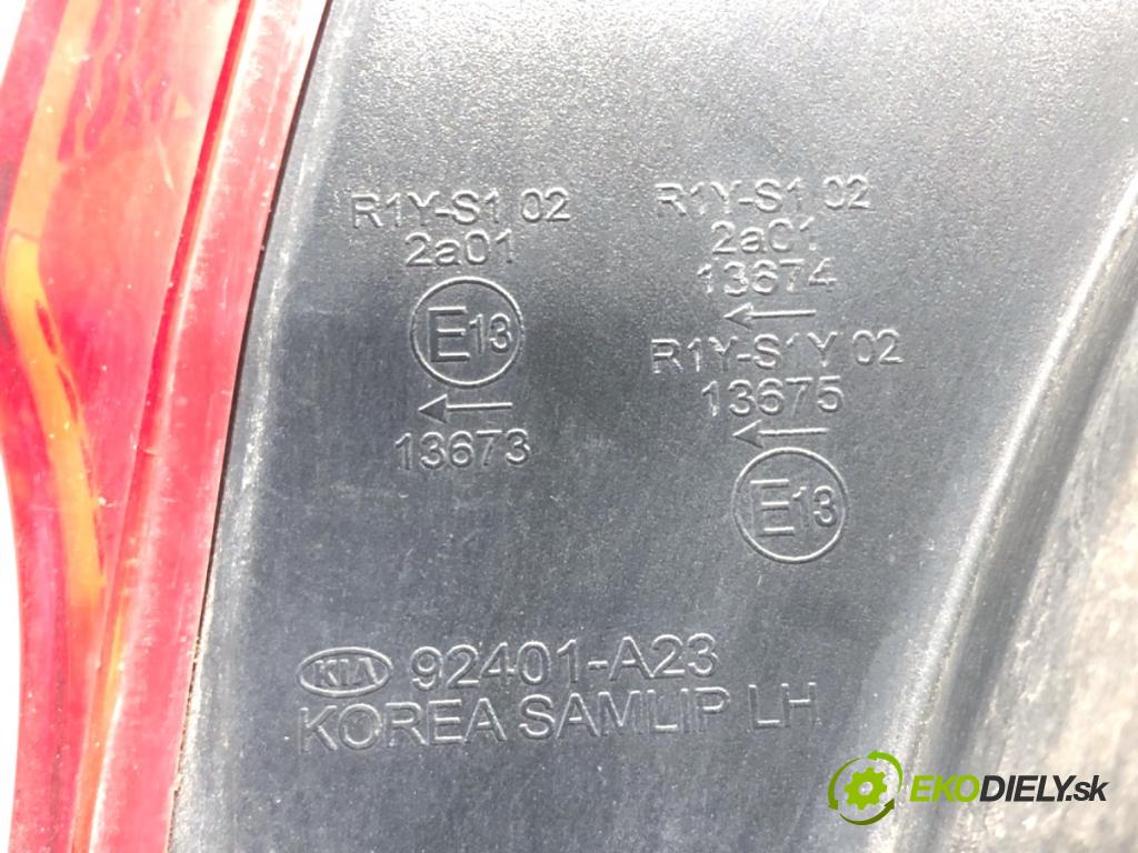 KIA CEED Kombi 2012 94 kW 1.6 CRDi 128 1582 Svetlo ľavy zad 92401-A23