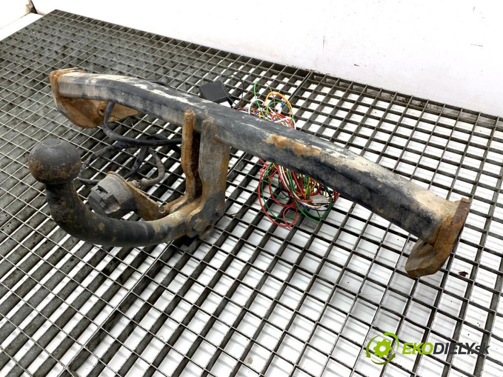 KIA CEED Kombi 2012 94 kW 1.6 CRDi 128 1582 Hák tažné zařízení  (Tažné zařízení)