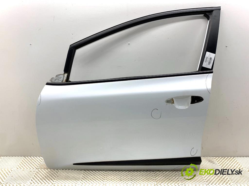 KIA CEED Kombi 2012 94 kW 1.6 CRDi 128 1582 dveře levý přední část 